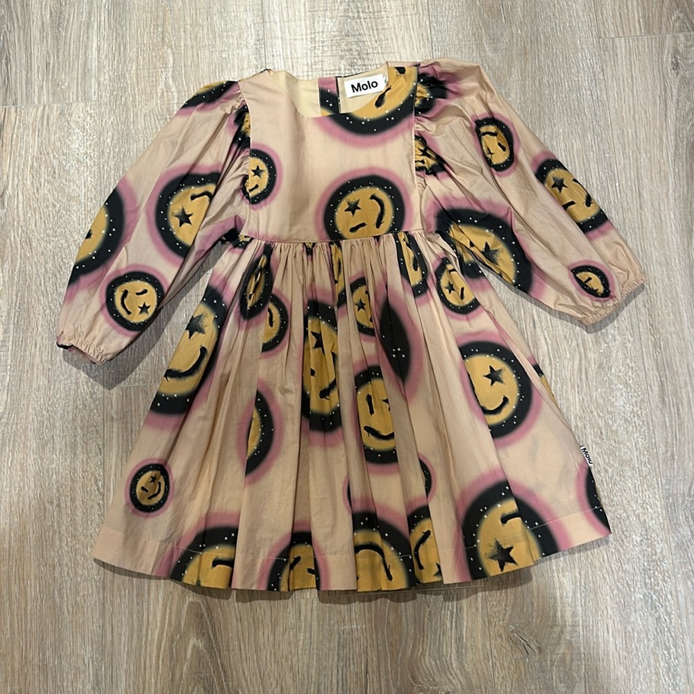 Little Girl Milo smiley face dress (3T)